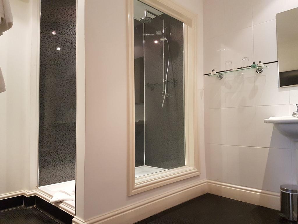 Bath Arms Crockerton Warminster Bagian luar foto