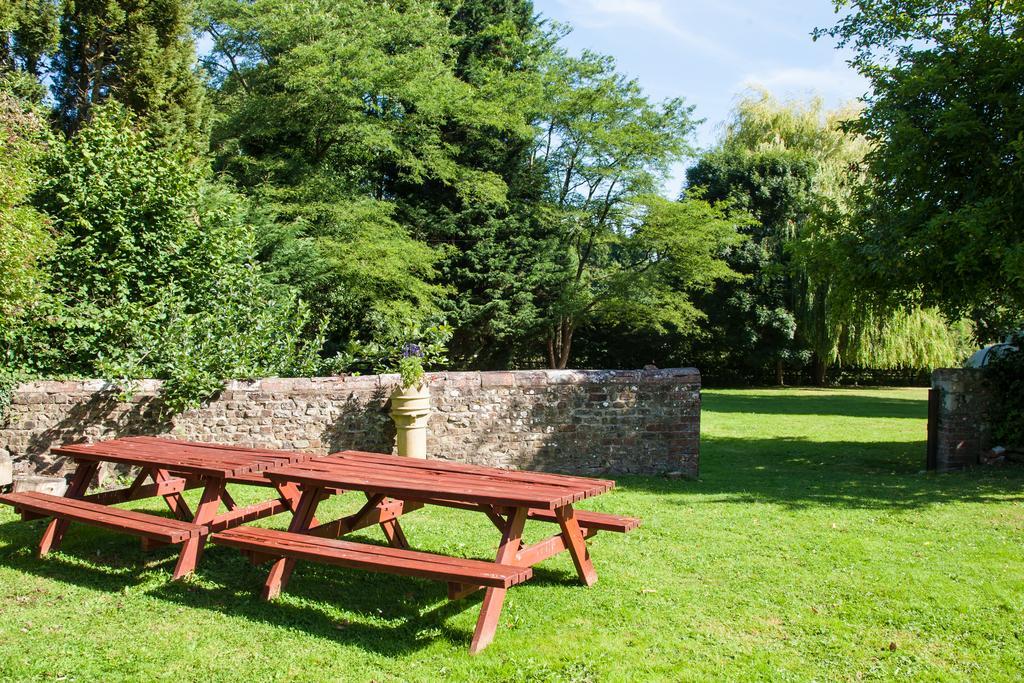 Bath Arms Crockerton Warminster Bagian luar foto